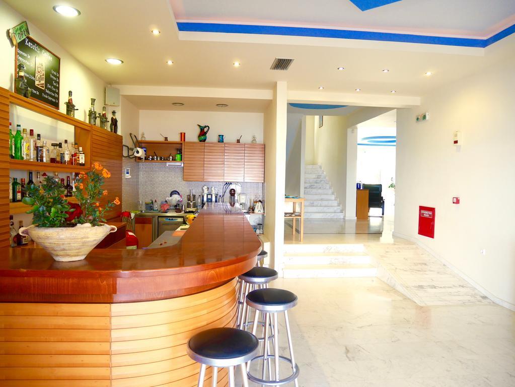 Kanakis Blue Beach Apartments Petres  Extérieur photo
