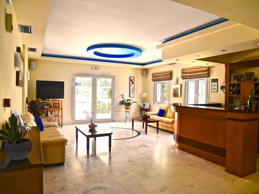 Kanakis Blue Beach Apartments Petres  Extérieur photo