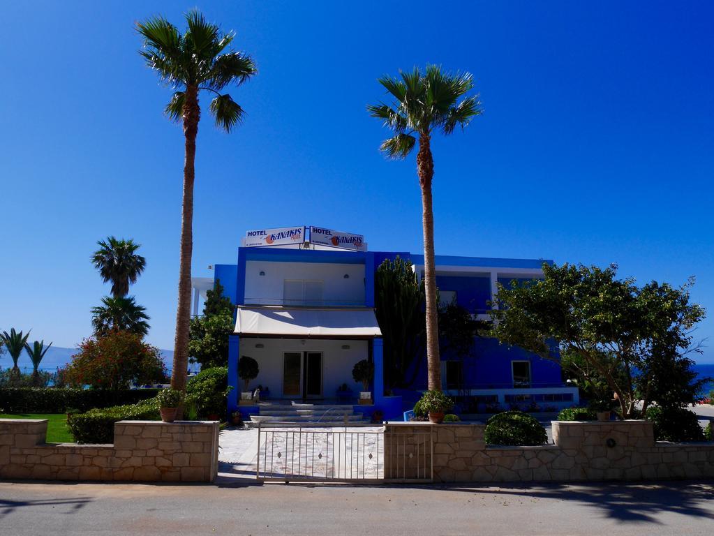 Kanakis Blue Beach Apartments Petres  Extérieur photo