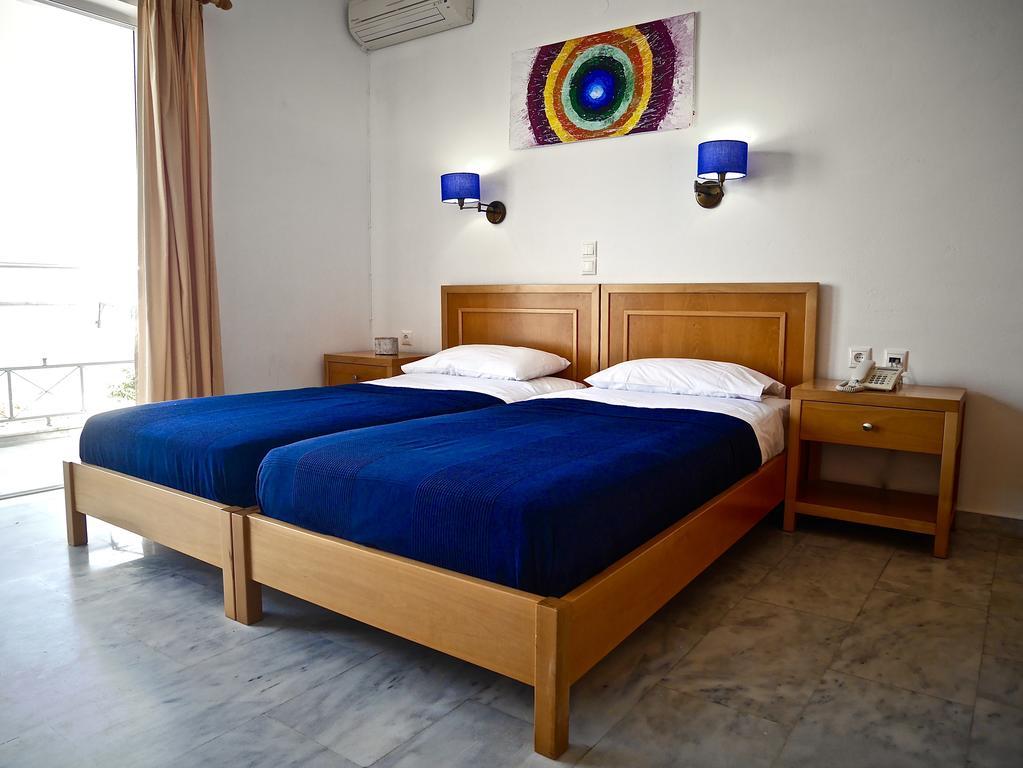 Kanakis Blue Beach Apartments Petres  Extérieur photo