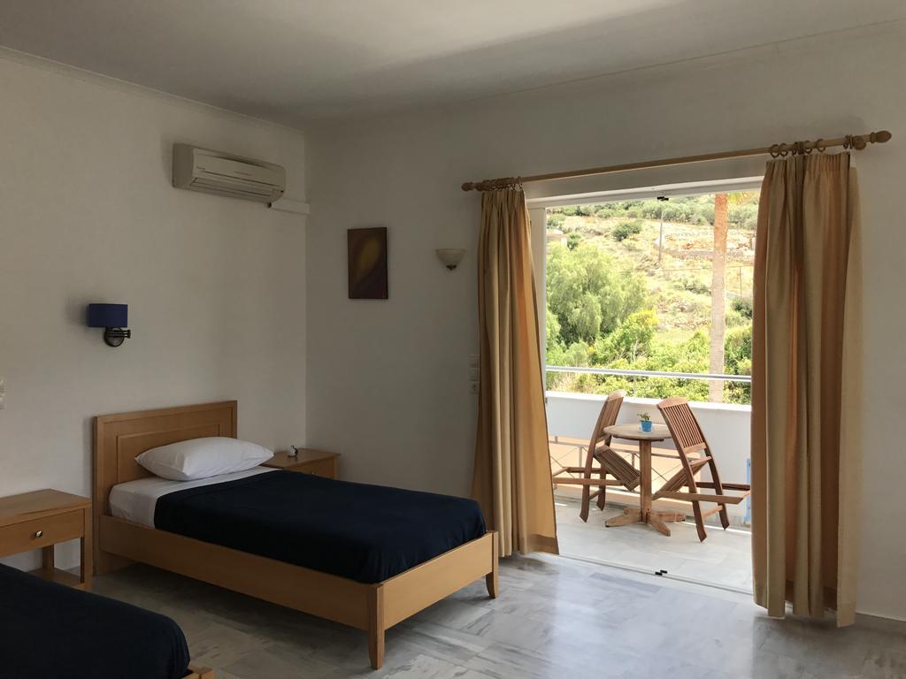 Kanakis Blue Beach Apartments Petres  Extérieur photo